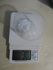 NaOH 30g